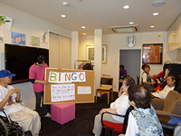 act_06.jpg(64420 byte)