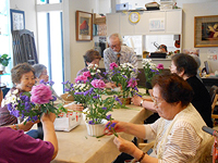 act_08.jpg(74467 byte)