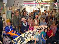 act_19.jpg(90739 byte)